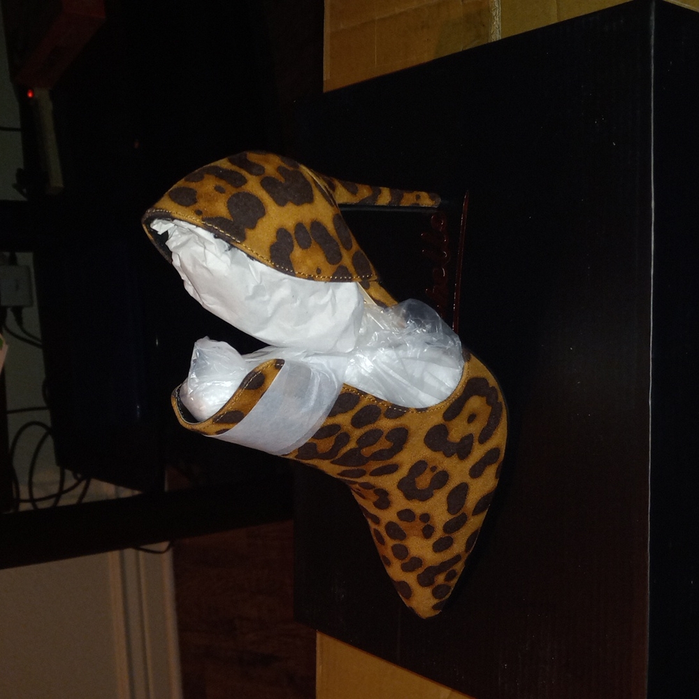 Animal print heel